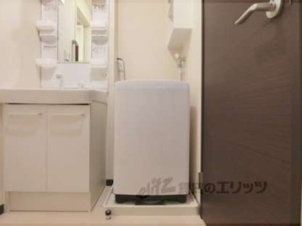 洗濯機置場