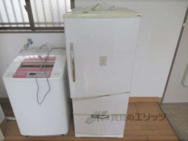 冷蔵庫置場