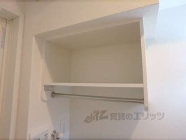 洗濯機置場(上部物置)