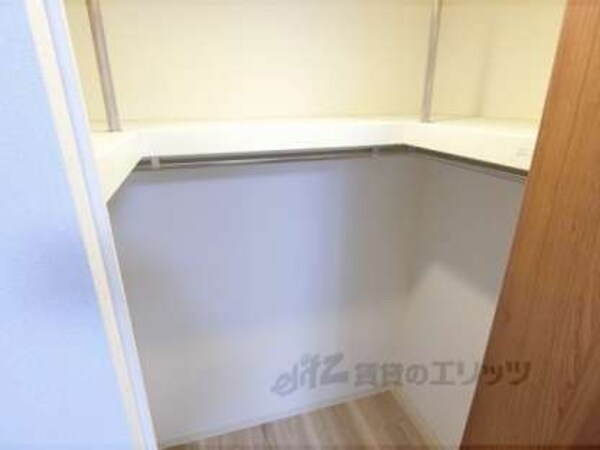 収納(ウォークインクローゼット)