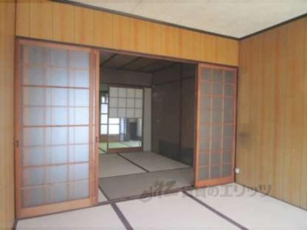 和室(１階東側)
