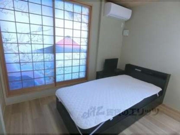 ベッド