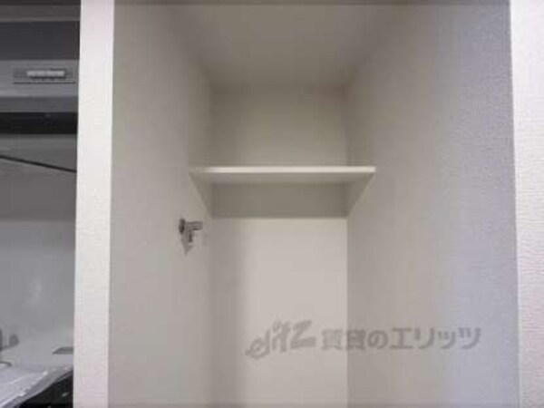 洗濯機上