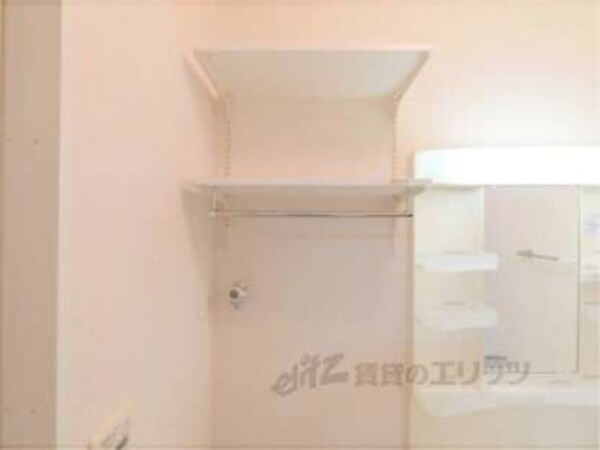 洗濯機置場(上部棚)