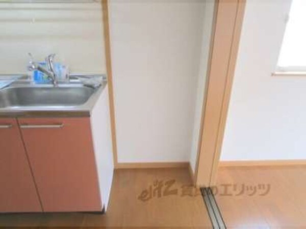 冷蔵庫置場