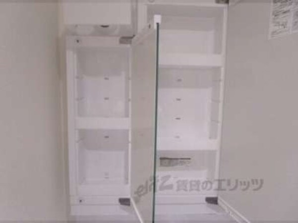 上部収納
