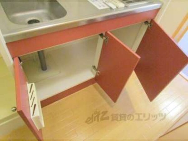 キッチン下収納