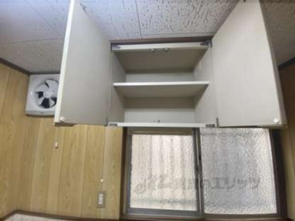 上部収納