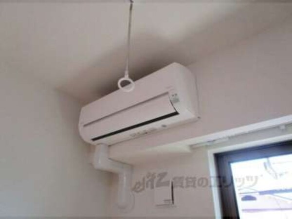リビングエアコン