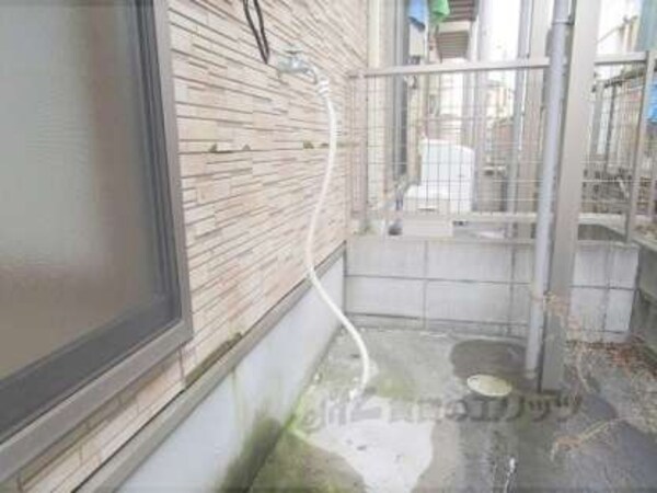 室外洗濯機置き場