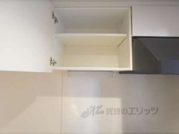 キッチン上収納