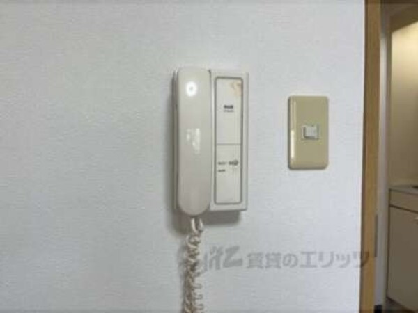 インターホン