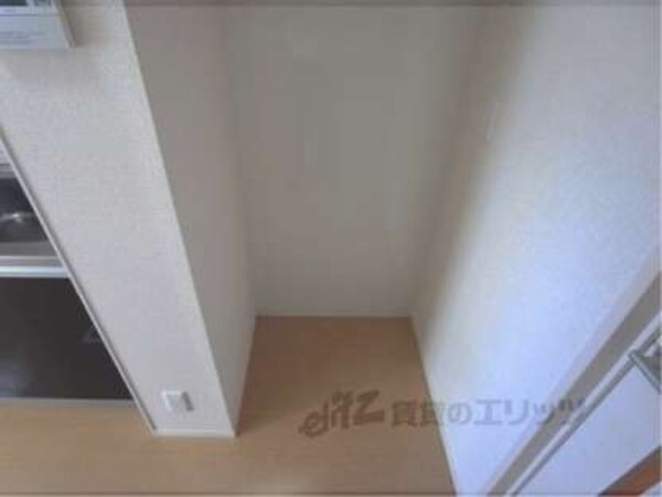 冷蔵庫置場