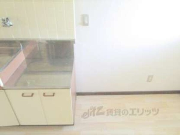 冷蔵庫置場