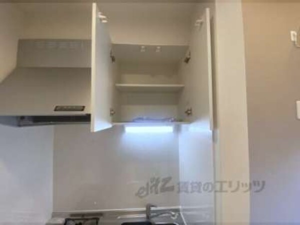 上部収納