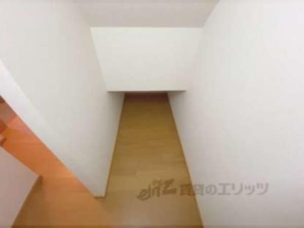 階段下収納