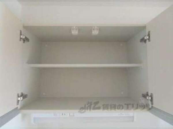 キッチン(上部収納)