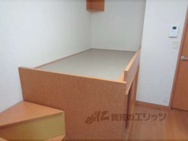 ベッド