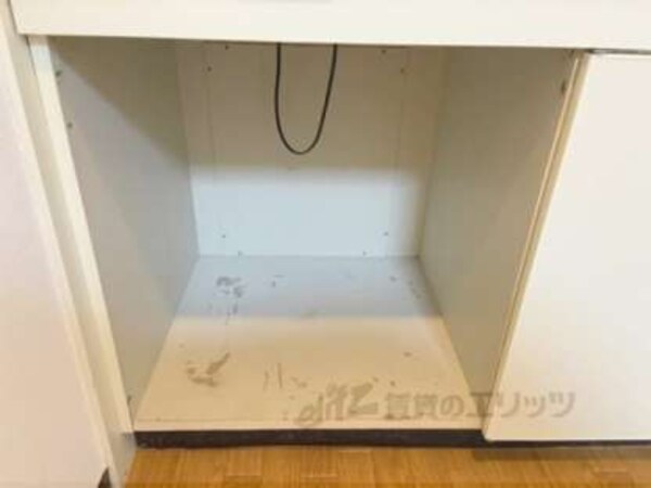 冷蔵庫置場