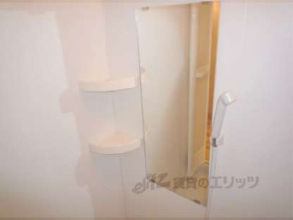 鏡(お風呂場の鏡)