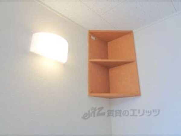 ベッド上収納