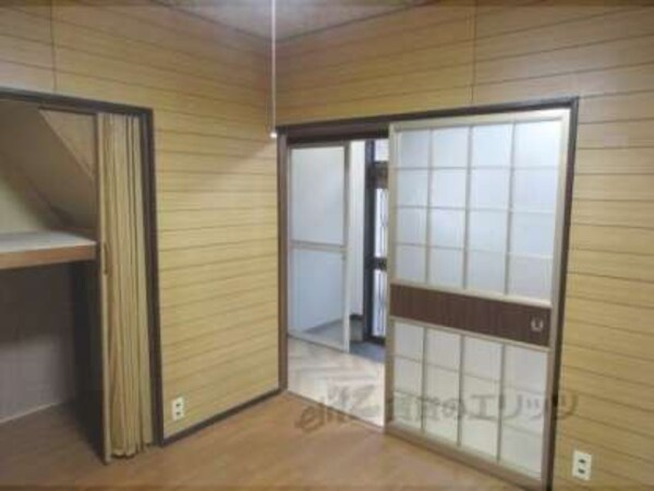 洋室