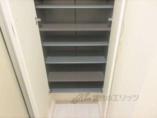 下駄箱(下段)