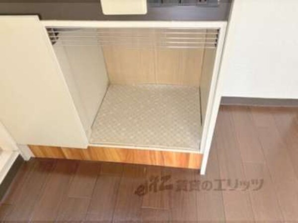 冷蔵庫置場