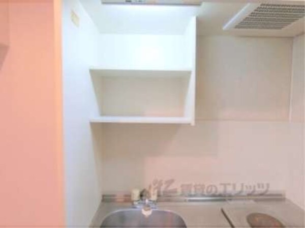 キッチン(上部棚)