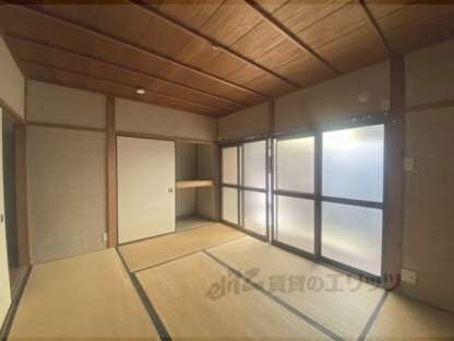 太秦安井柳通町8貸家の和室