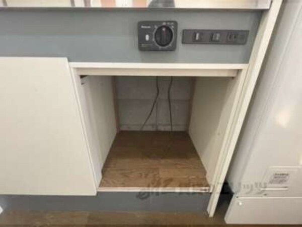 冷蔵庫置場
