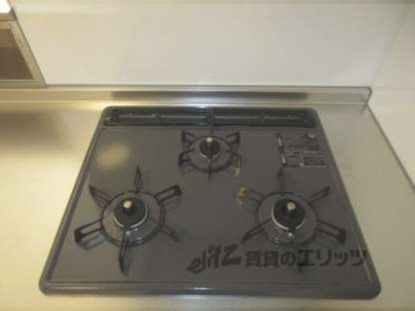三口コンロ