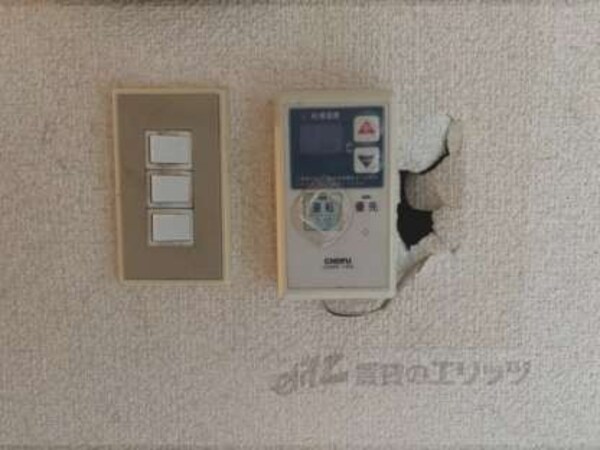 給湯器リモコン