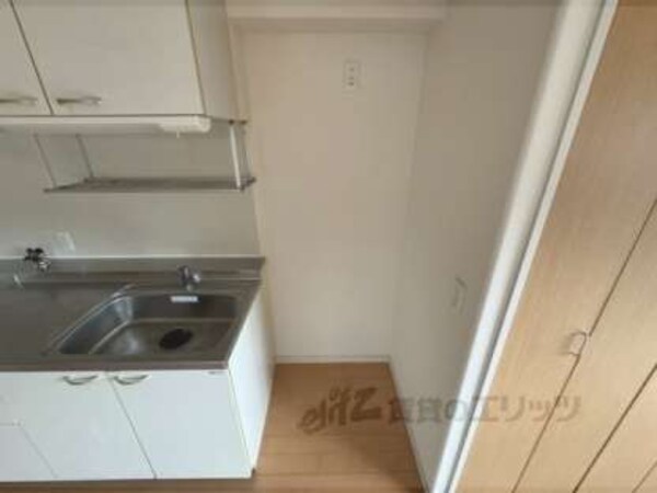 冷蔵庫置場