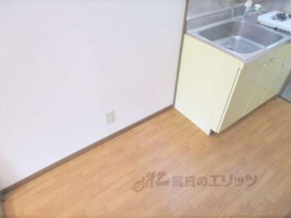 冷蔵庫置場