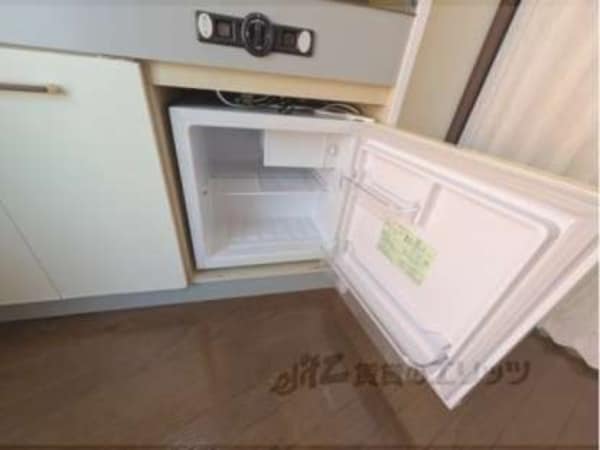 冷蔵庫置場