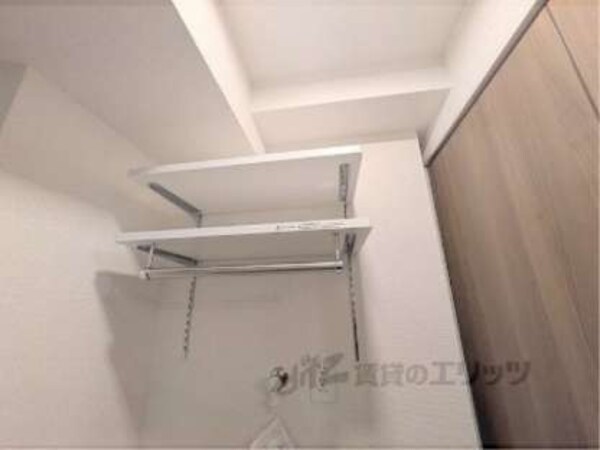 洗濯機置場上部収納