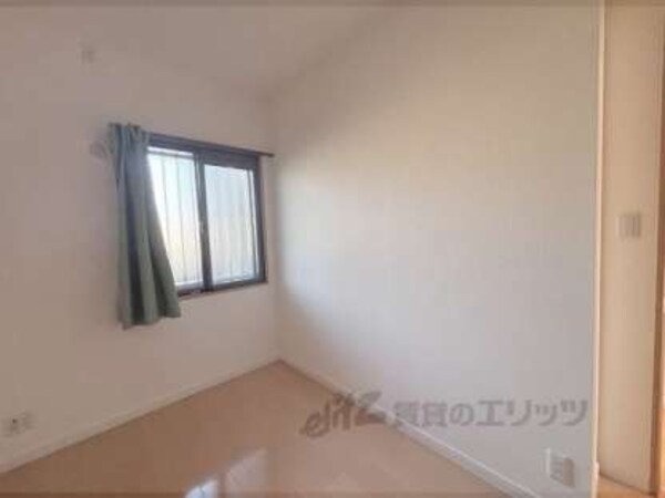 玄関から右手の部屋