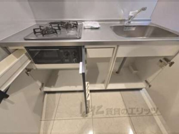 下収納