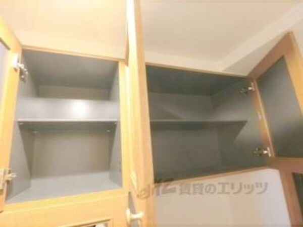 上部収納