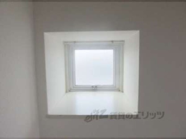 出窓