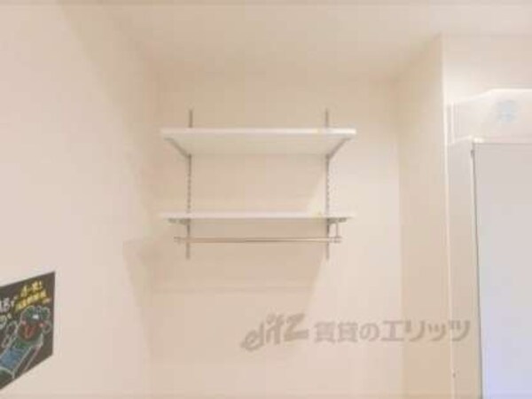 洗濯機置場(上部棚)