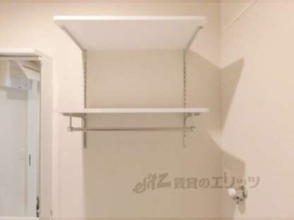洗濯機置場(上部棚)