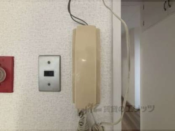 インターホン