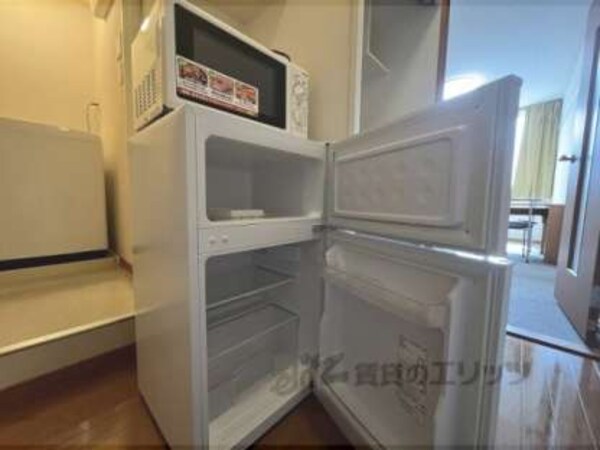 冷蔵庫置場