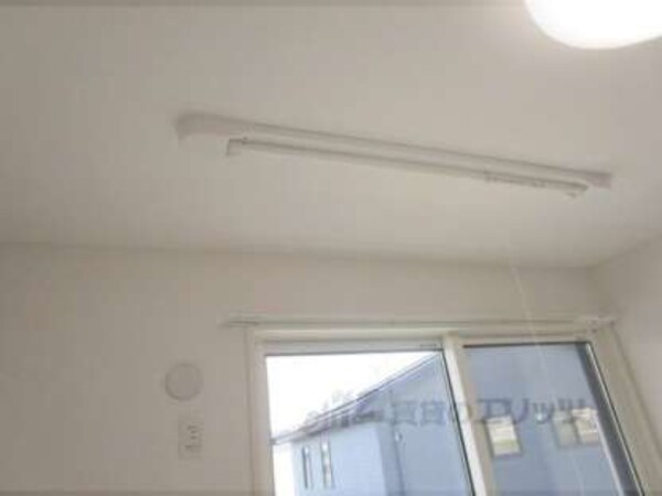 室内物干器具