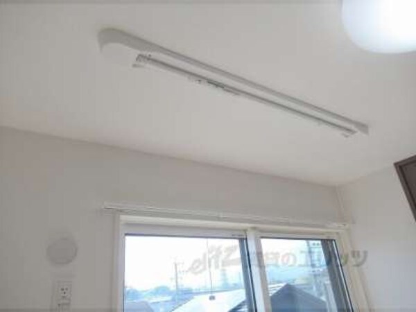 室内物干器具