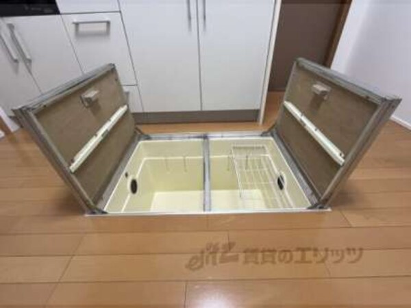 床下収納