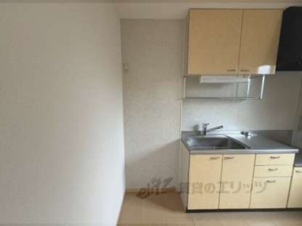 冷蔵庫置場