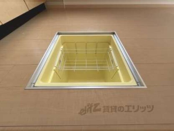 床下収納